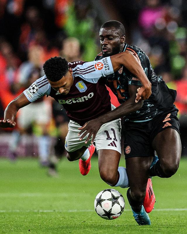 爱游戏入口站-旧恨添新仇，场均4球+的拜仁撞不开“埃梅里号大巴”