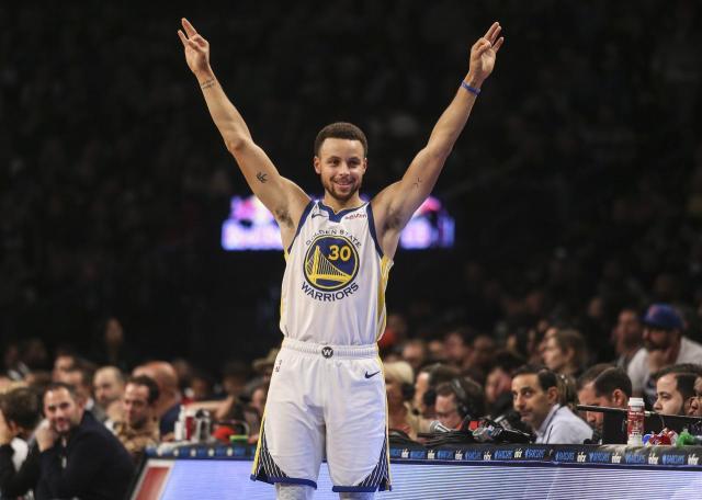 爱游戏用户社区-【观察】赛季首月颁奖典礼 库里MVP勇士获三大奖