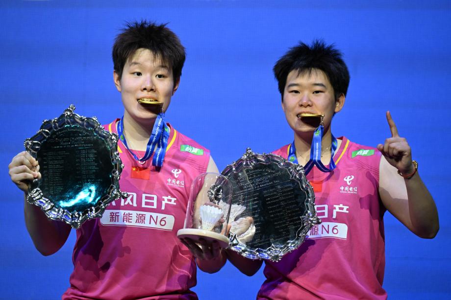 爱游戏aiyouxi首页-“圣坛”组合首夺全英赛冠军 成就超级1000赛大满贯